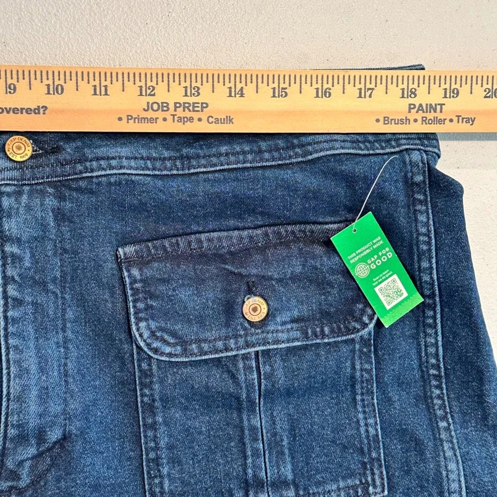 Gap Women's High Rise Stride Short Denim Indigo Blue Size 33 16R NWT Cargo Style